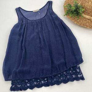Prontomoda Gusy Silk Flowy Blouse Tank‎ Lace Trim Navy Small